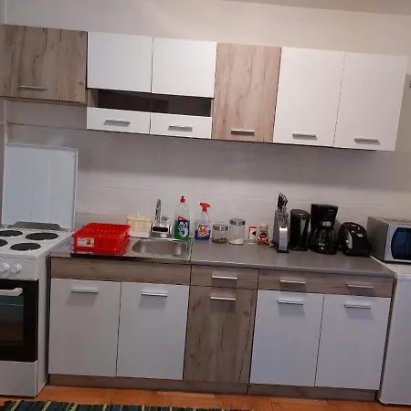 B&r Apartmans Lägenhet